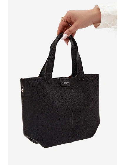 Černá taška z imitace kůže model 22220929 - Flora&Co Černá taška z imitace kůže model 22220929 - Flora&Co
