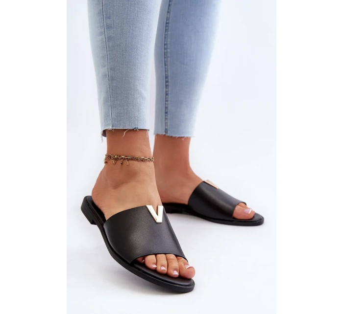 Dámske papuče z ekokože na plochom podpätku, čierne Maliha Dámske papuče z ekokože na plochom podpätku, čierne Maliha