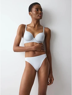 Dámske tangá Smart Invisible String Pearl Grey, svetlosivé – TRIUMPH