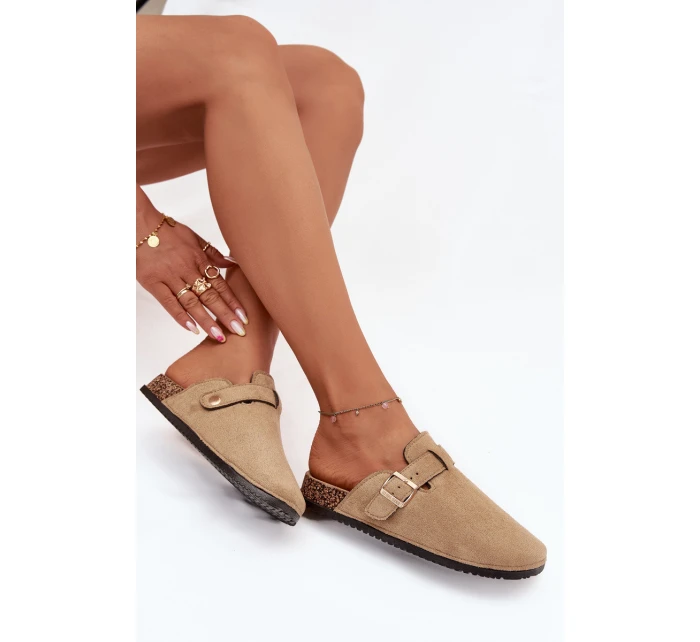 Klapki Chodaki Damskie Na Korkowej Platformie Ze Złotą Klamrą Big Star SS274738 Beżowe Klapki Chodaki Damskie Na Korkowej Platformie Ze Złotą Klamrą Big Star SS274738 Beżowe