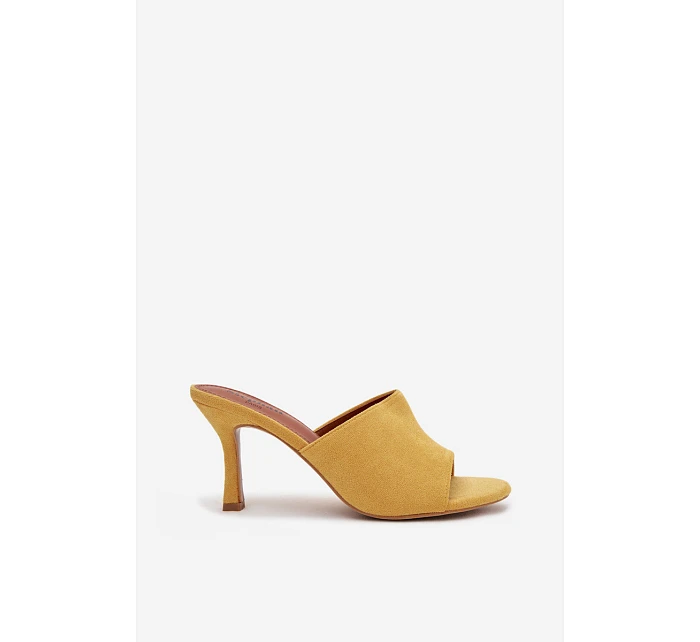 Dámské pantofle na z eko semiše žluté model 21918740 - Boto