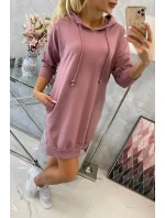 Šaty s kapucí a delšími zády tmavě růžové Šaty s kapucí a delšími zády tmavě růžové