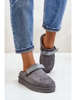 Dámské Teplé Pantofle S Kožešinou Na Platformě Šedé model 21671351 - Boto Dámské Teplé Pantofle S Kožešinou Na Platformě Šedé model 21671351 - Boto