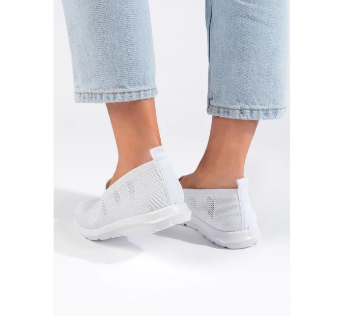 Vynikajúce biele baleríny pre ženy bez podpätku