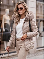 Dámská prošívaná zimní bunda s kapucí béžová Dstreet model 21970304 - FashionStreet