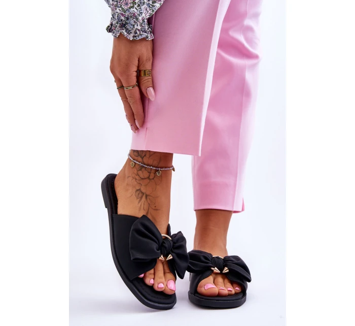 Dámské kožené pantofle s mašlí černé model 21616468 - EVENTO