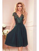 LINDA - Dámske šifónové šaty vo fľaškovo zelenej farbe s krajkovým výstrihom 381-2