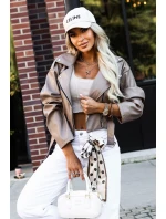 626-3 Štýlový racerback z mäkkej ekokože s opaskom a asymetrickým zipsom - cappuccino 626-3 Štýlový racerback z mäkkej ekokože s opaskom a asymetrickým zipsom - cappuccino