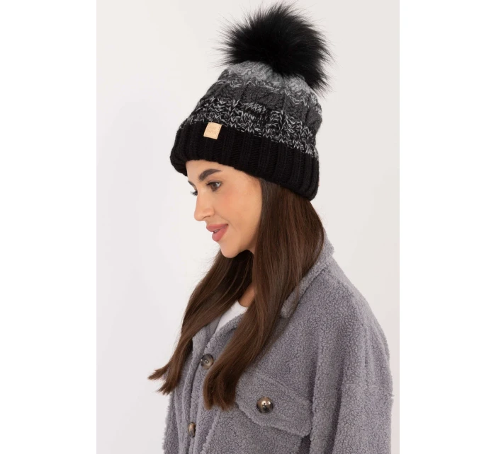 Cap model 201413 Rue Paris