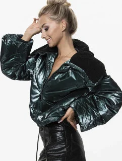 Zelená krátka dámska bunda nadrozmernej veľkosti so širokými rukávmi (j9-016)