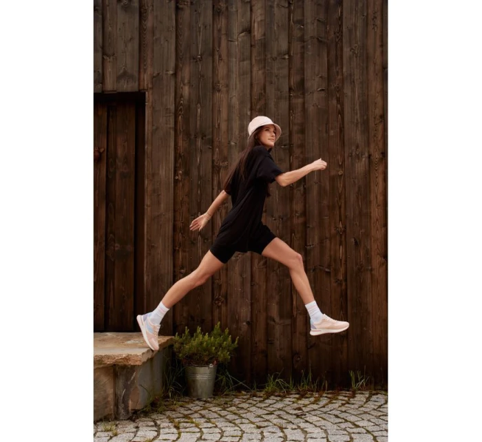 W šaty model 19384902 - Iguana