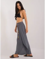 TW SP BI model 20228463 Grafitové kalhoty - FPrice TW SP BI model 20228463 Grafitové kalhoty - FPrice