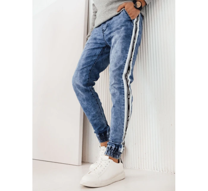 Pánské džínové kalhoty jogger modré Dstreet model 21974452 - FashionStreet Pánské džínové kalhoty jogger modré Dstreet model 21974452 - FashionStreet