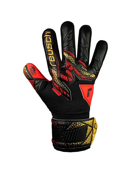 Rukavice Attrakt Silver 55 70 215 model 21364126 - Reusch