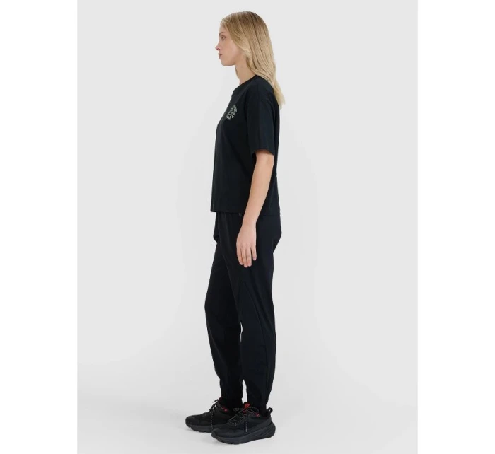 Dámske tričko oversize s potlačou 4F 4FWSS25TTSHF1993-20S Dámske tričko oversize s potlačou 4F 4FWSS25TTSHF1993-20S