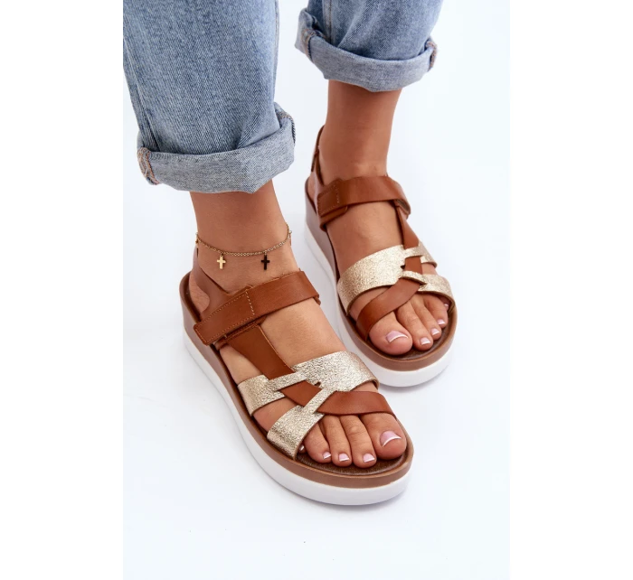 model 21648135 Dámské Kožené Sandály na Platformě Hnědé - Zazoo