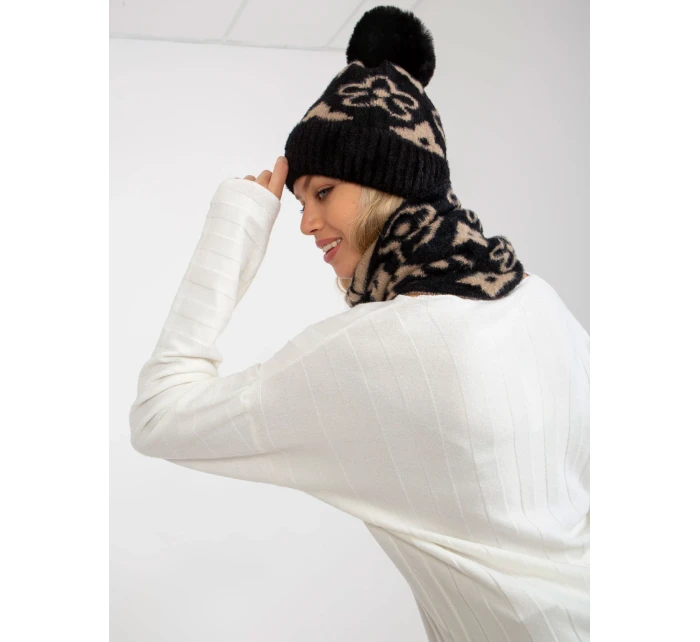 Dámská čepice AT CZ CM 317 černá a béžová