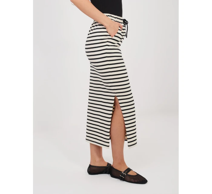 Spódnica model 22024872 jasny beżowy - FPrice