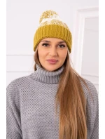 Dámská čepice s bambulí Abigail model 18751657 - K-Fashion Dámská čepice s bambulí Abigail model 18751657 - K-Fashion