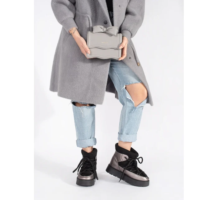 Pěkné dámské černé sněhule platforma Pěkné dámské černé sněhule platforma