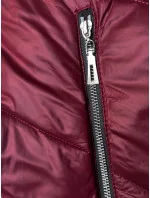 Dámská bunda ve vínové bordó barvě s ozdobnou kapucí model 19425167 - S'WEST Dámská bunda ve vínové bordó barvě s ozdobnou kapucí model 19425167 - S'WEST