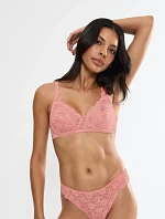AMOURETTE - podprsenka bez kostíc s mäkkými elastickými ramienkami Triumph
