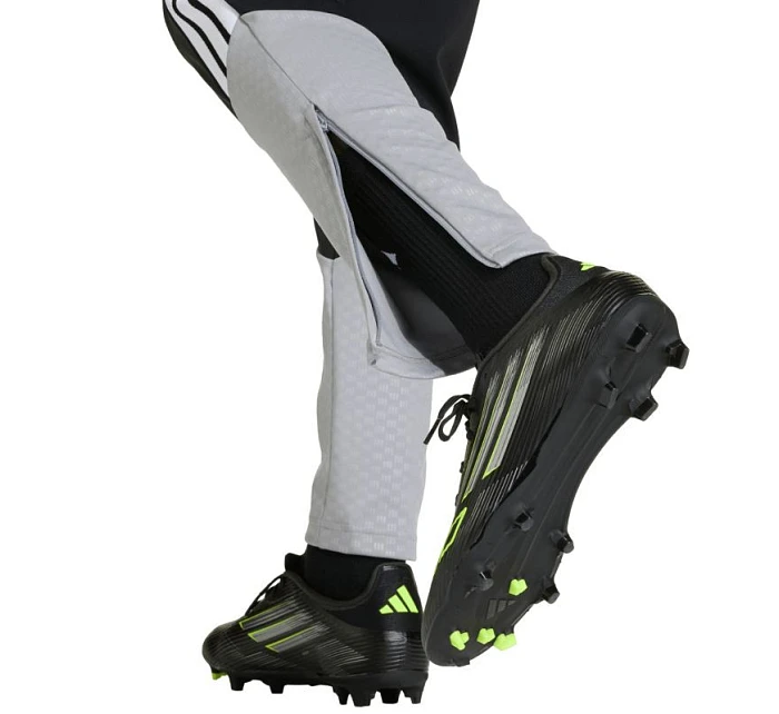 Detská obuv adidas Tiro 26 Competition Training black KA5134