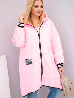 Dámská bunda Plus Size prošívaná s kapucí a model 21911642 manžetami cukrově růžová - K-Fashion