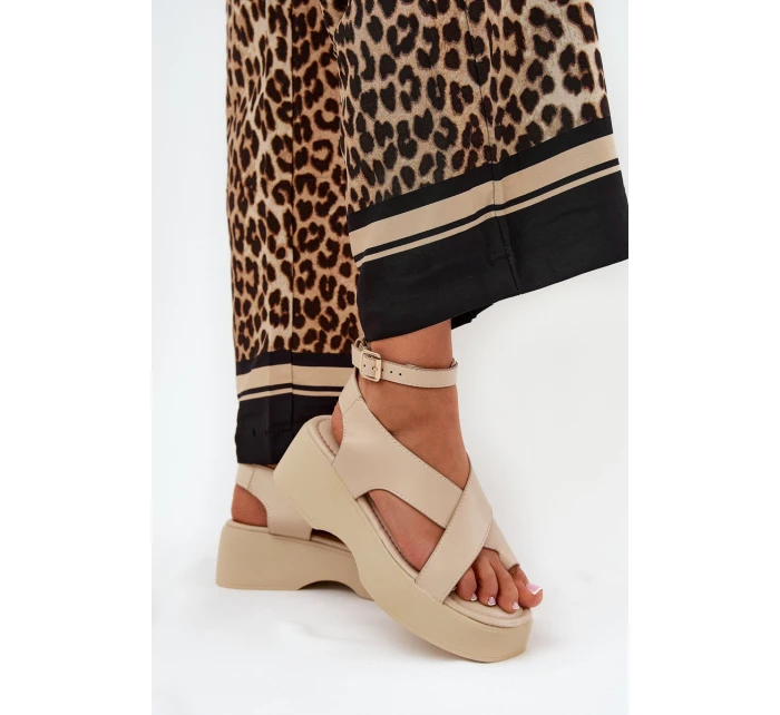 Dámské sandály na platformě a klínu eko kůže béžové model 21688746 - Boto Dámské sandály na platformě a klínu eko kůže béžové model 21688746 - Boto