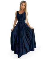 Tmavě modré dlouhé dámské saténové šaty s výstřihem a mašlí model 18976355 - numoco