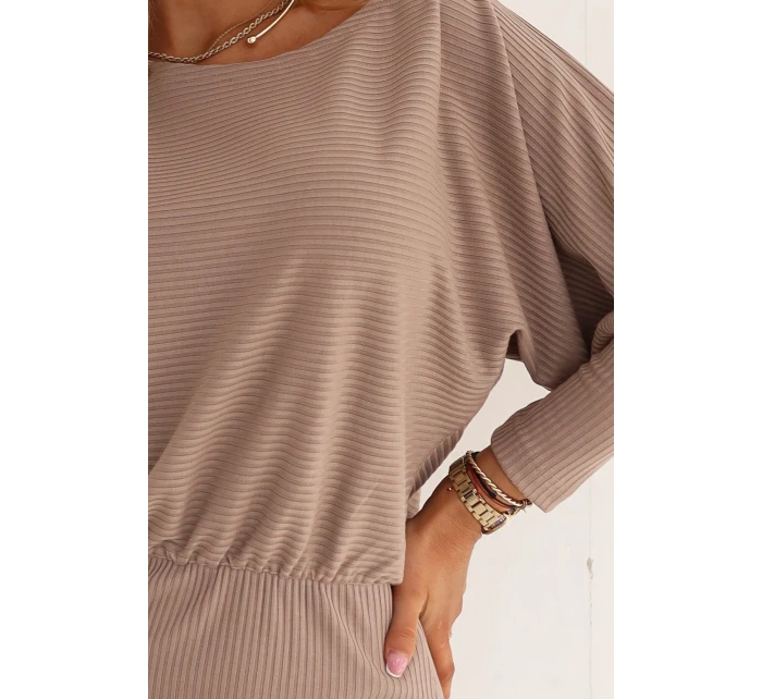 399-4 LARA Pruhované šaty s rebrovanými manžetami - moka pena