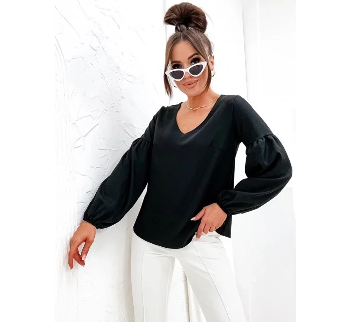 Elegantná dámska čierna blúzka s ozdobnými rukávmi (698) Elegantná dámska čierna blúzka s ozdobnými rukávmi (698)