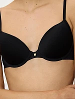 Základný make-up tela WHP - BLACK - TRIUMPH BLACK - TRIUMPH