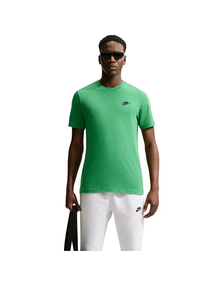 Pánske tričko Nike Club Tee, zelené, AR4997 306 Pánske tričko Nike Club Tee, zelené, AR4997 306