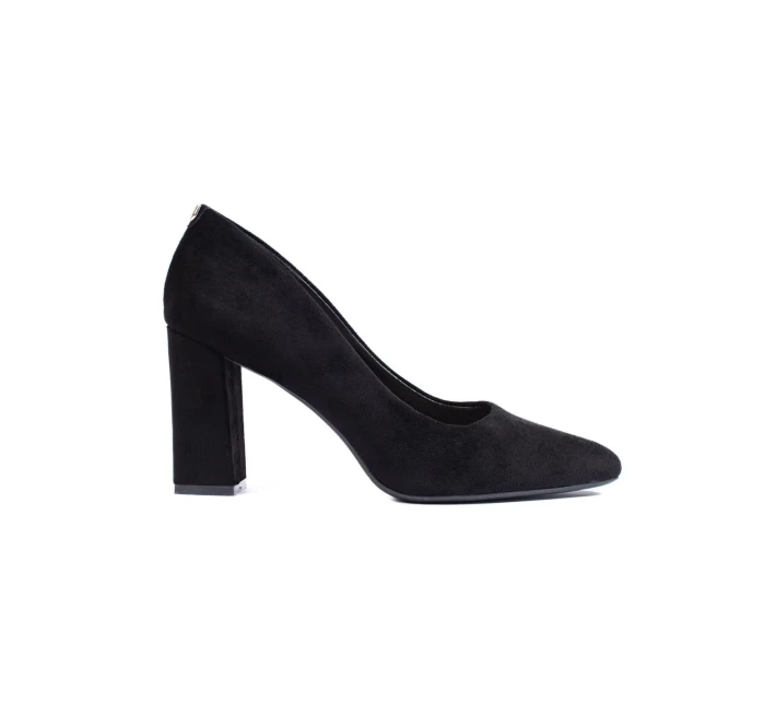 Zajímavé lodičky dámské černé na širokém podpatku Zajímavé lodičky dámské černé na širokém podpatku