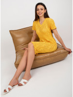 Žlté ažurové pletené šaty po kolená