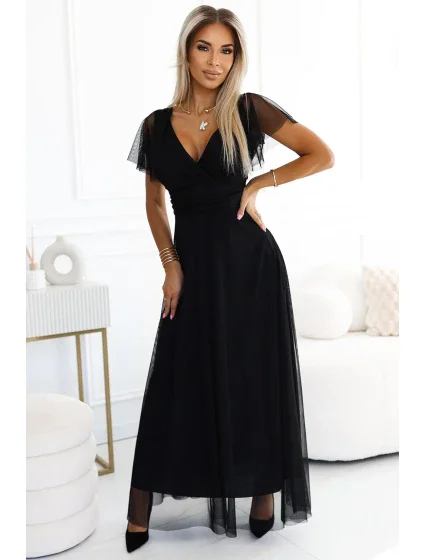 Černé dlouhé dámské šaty s výstřihem a krátkými rukávy model 20625782 - numoco basic Černé dlouhé dámské šaty s výstřihem a krátkými rukávy model 20625782 - numoco basic