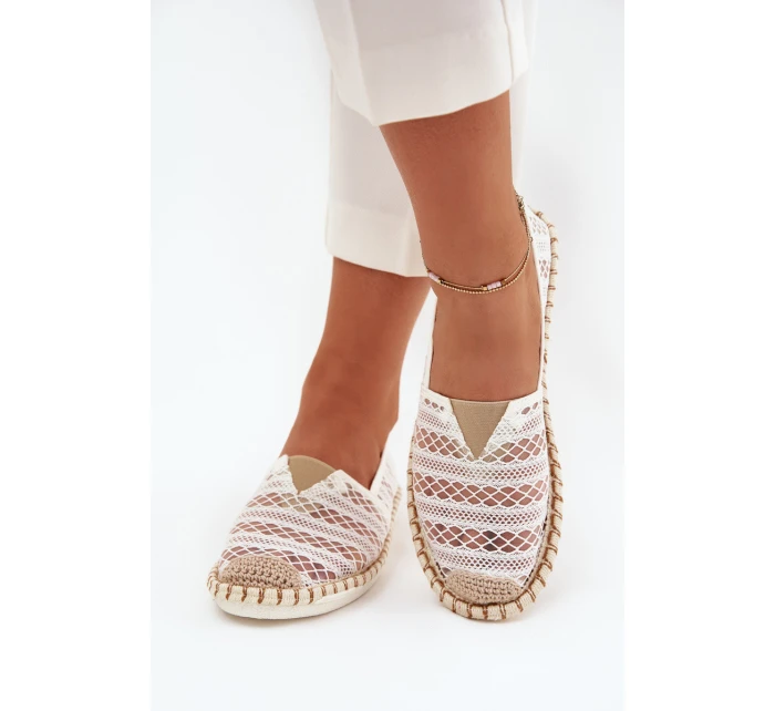 Dámske čipkované espadrilky so sieťovinou - biele