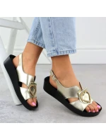 Dámské kožené sandály na platformě zlaté model 21904978 - S.Barski Dámské kožené sandály na platformě zlaté model 21904978 - S.Barski