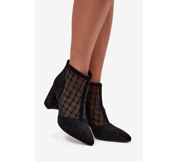 kotníkové boty na podpatku D A  černé model 21713820 - D&A