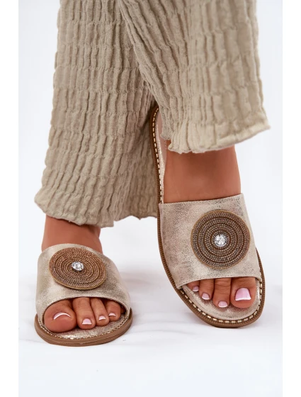 Klapki Damskie Na Płaskim Obcasie Z Ozdobą S.Barski KV51-013 Złote Klapki Damskie Na Płaskim Obcasie Z Ozdobą S.Barski KV51-013 Złote