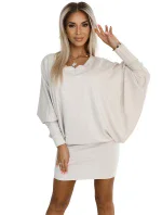 402-7 Sveter teplé netopierie šaty s výstrihom - béžové 402-7 Sveter teplé netopierie šaty s výstrihom - béžové