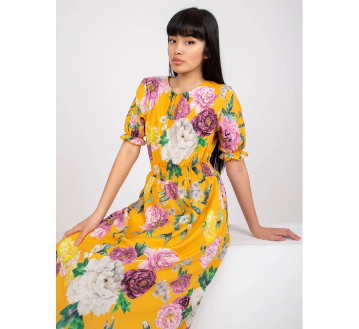 Šaty LK SK model 17420042 tmavě žlutá - FPrice Šaty LK SK model 17420042 tmavě žlutá - FPrice