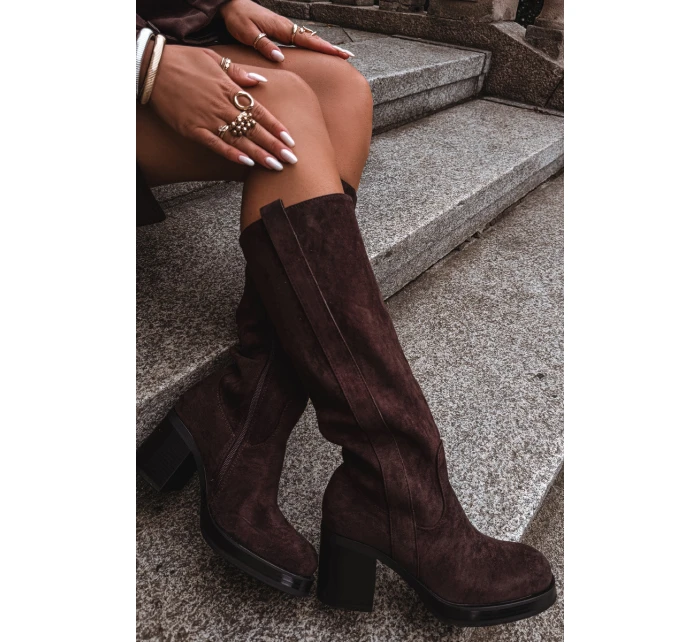 Dámské zimní kozačky na masivním podpatku čokoládové model 21715042 - Boto