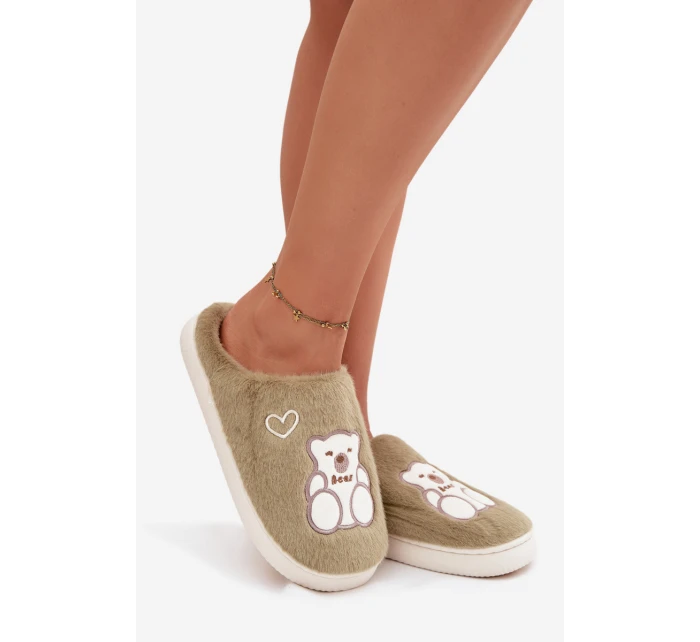 Kožešinové pantofle s medvídkem zelené model 21772566 - Boto