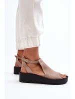 Dámské sandály z  béžové model 21646413 - Zazoo