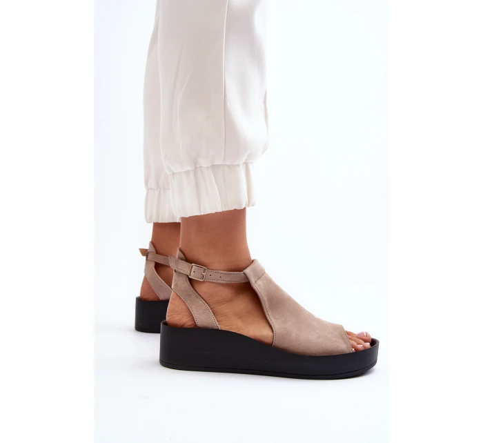 Dámské sandály z  béžové model 21646413 - Zazoo