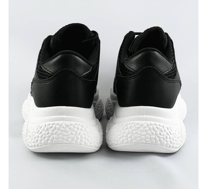 Čierne dámske športové topánky (170)