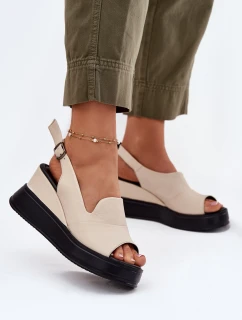 Kožené dámské sandály na klínu model 21697572 béžové - Artiker