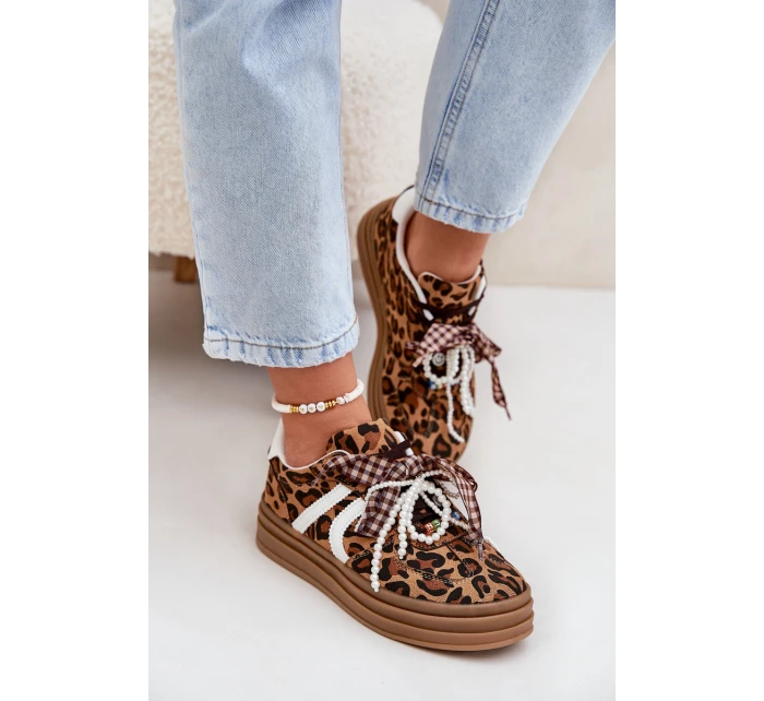 Dámské tenisky na platformě s ozdobami v vzoru hnědé model 21688403 - Boto Dámské tenisky na platformě s ozdobami v vzoru hnědé model 21688403 - Boto